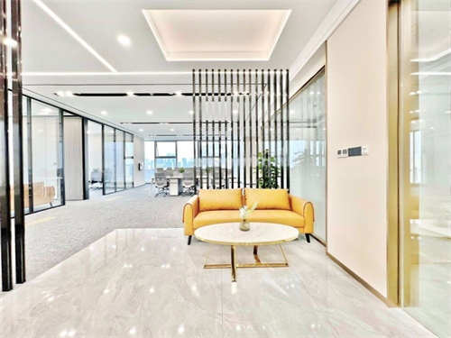 中海广场 385㎡办公室 7元/平米/天